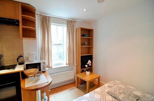 Studio flat for rent