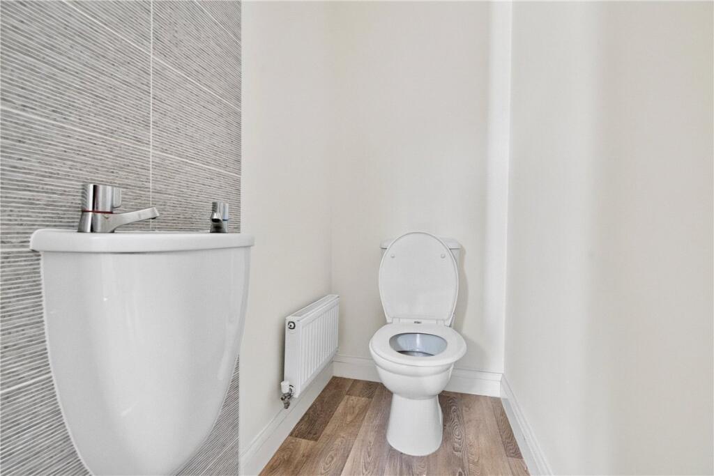 House in North West Leicestershire, Measham - More