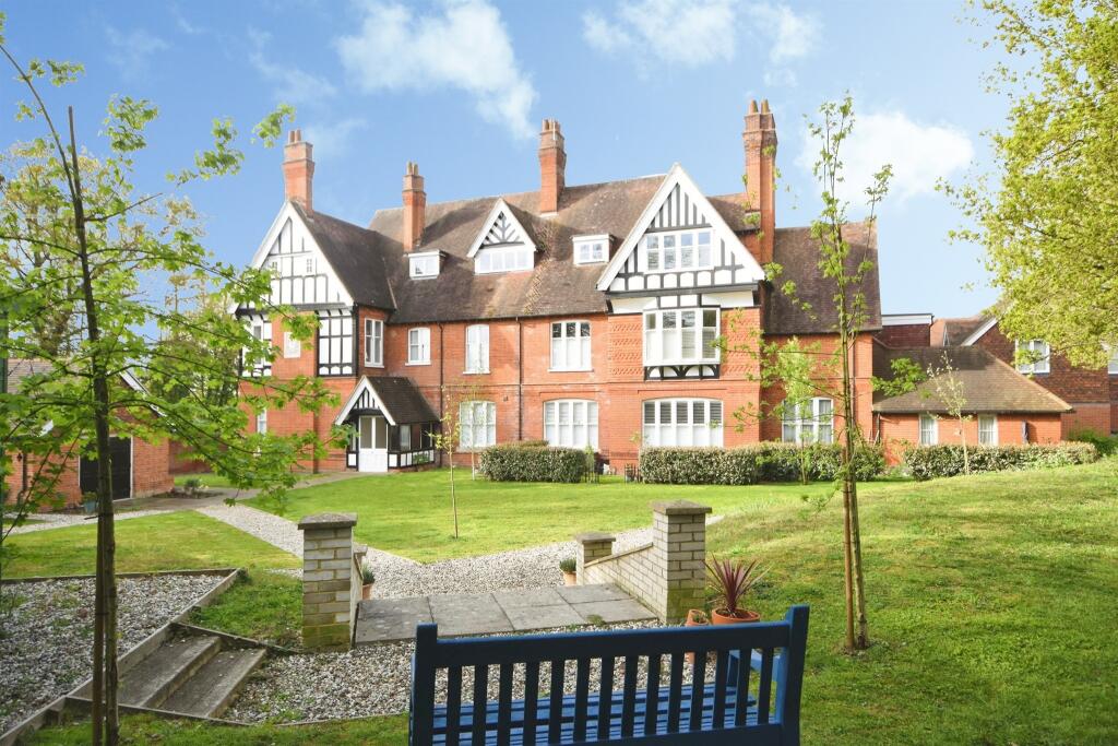 Main image of property: High Garrett, Braintree