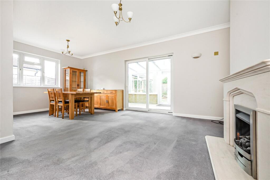 House in London - View 2