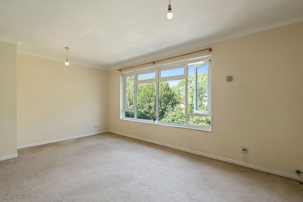 Apartment in Sutton