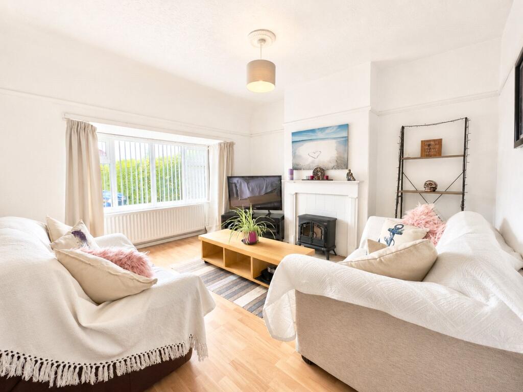 Mill Hill Road, Irby, Wirral, CH61 photo 4