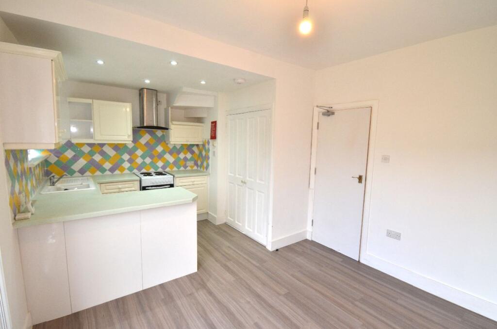 House in London - View 3