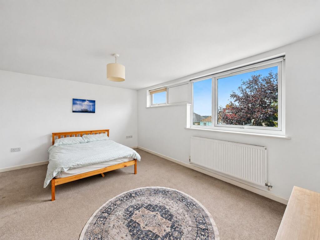 House in Brighton - More