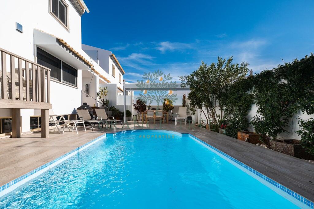Main image of property: Algarve, Almancil