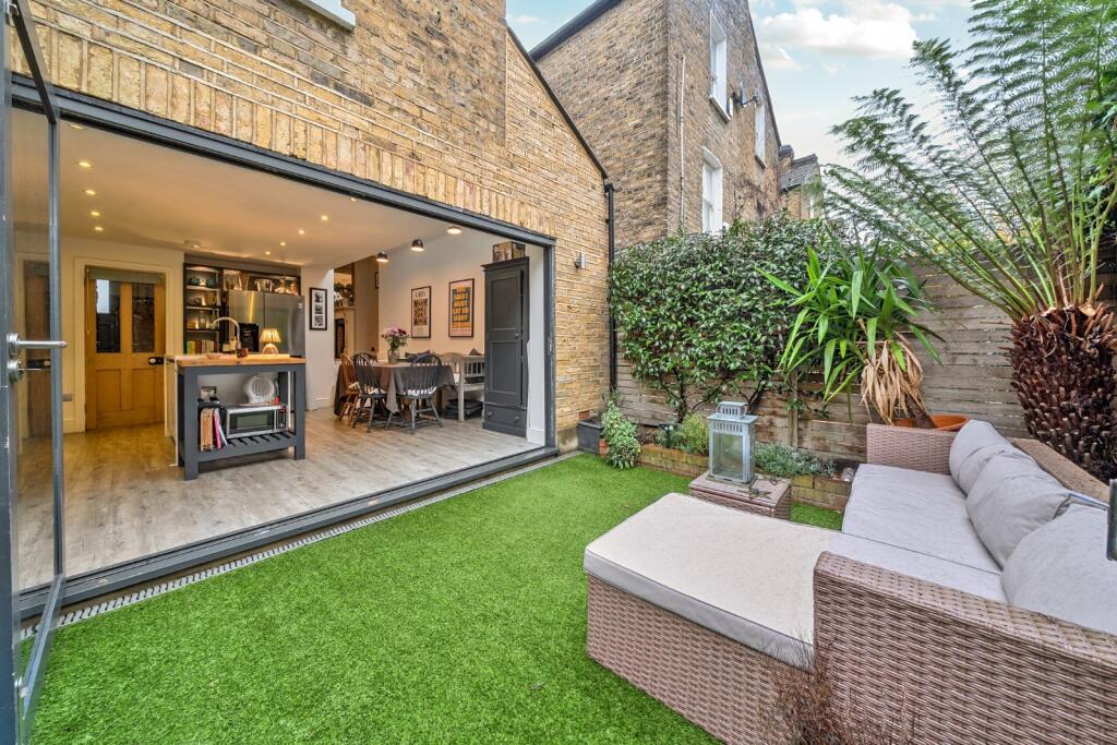 House in London, Stockwell - View 2