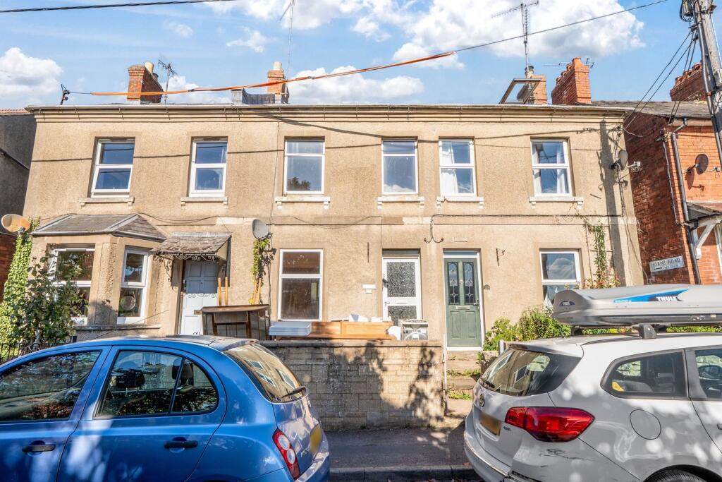 2-bed terraced on Horns Road, Stroud, GL5, £175,000