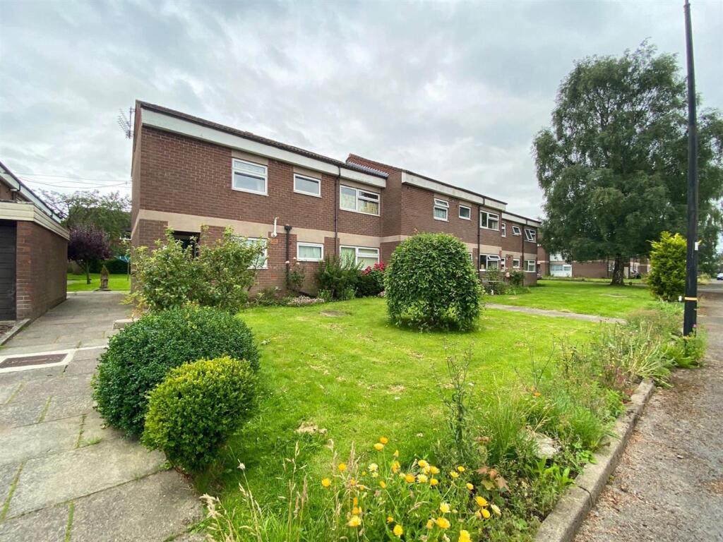 Main image of property: The Leas, Hale