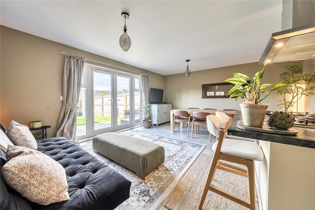 House in Swindon - View 3
