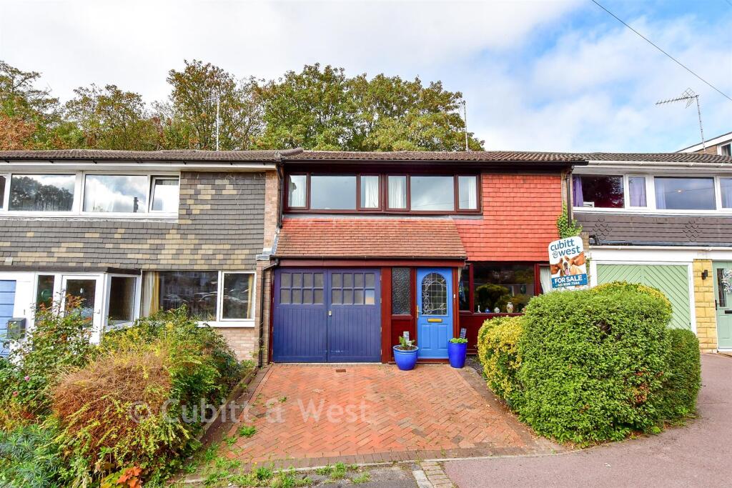 3-bed terraced on Purbrook Gardens, Waterlooville, Hampshire, £198,500