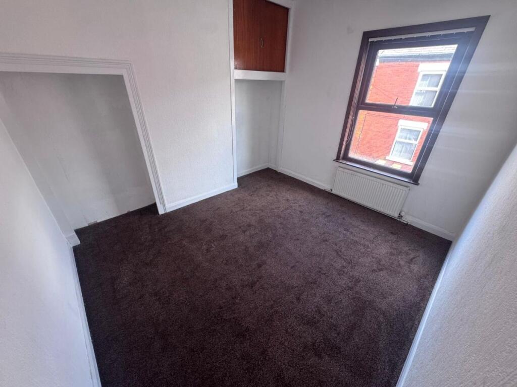 Main image of property: Lowndes Street, Preston