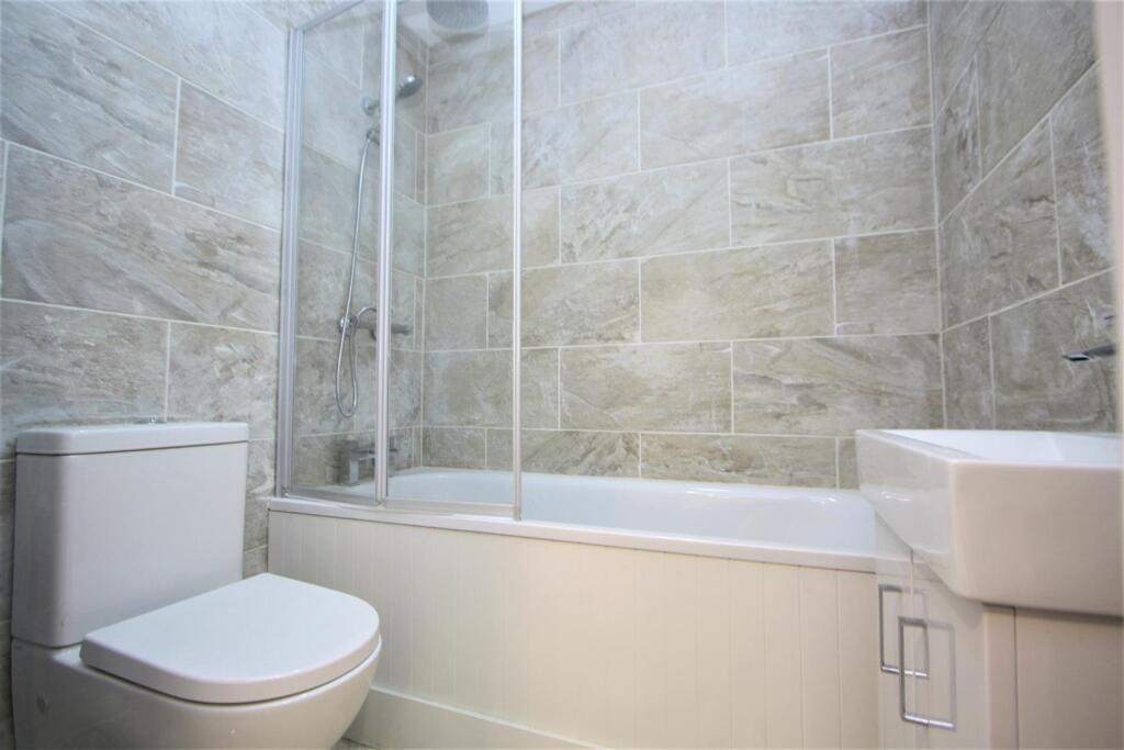 House in West Suffolk, Kentford - More