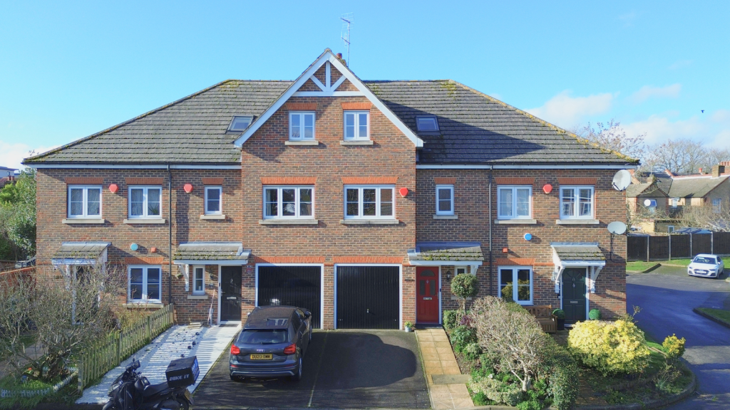 Main image of property: Premier Place, Watford, WD18 7PB