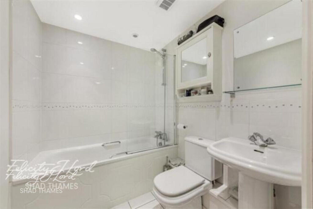 Main image of property: Longstone Court, Great Dover Street, London, SE1