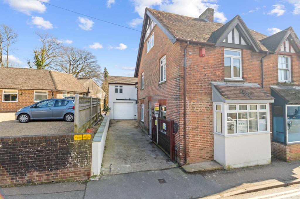Main image of property: London Road, Crowborough, East Sussex, TN6