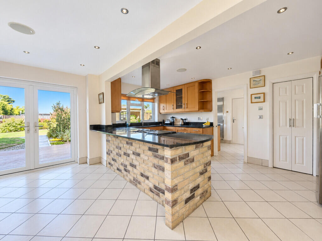 House in Colchester, Tiptree - More