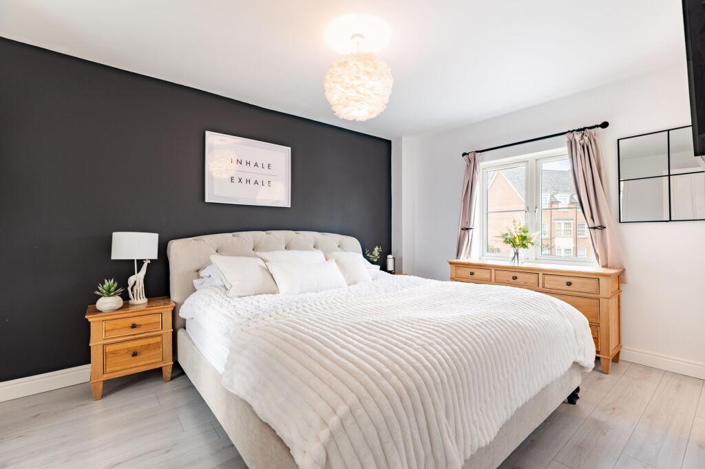 Harewelle Way, Harrold, MK43 photo 3