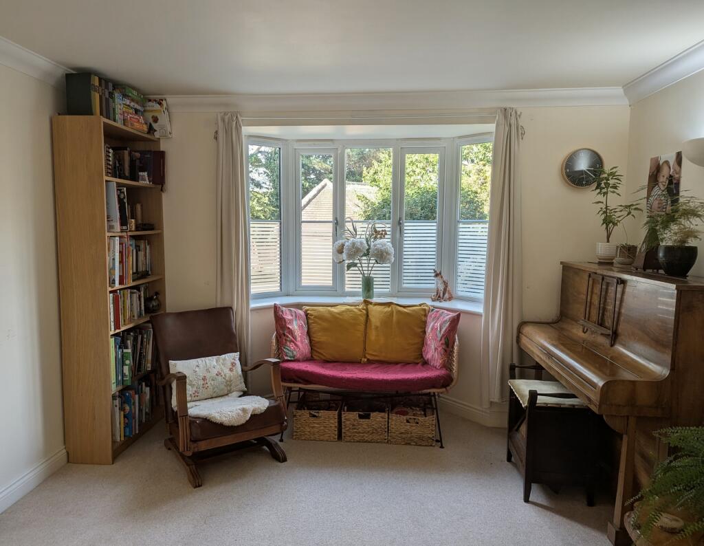 House in Swindon - View 3