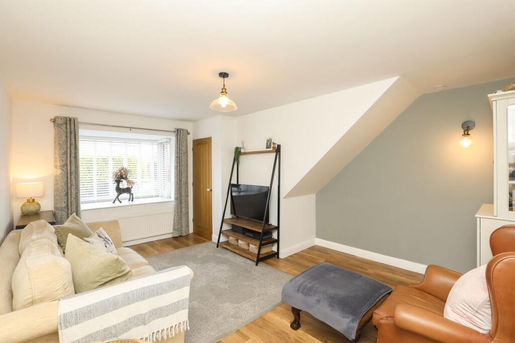 Cherry Tree Grove, North Wingfield, S42 photo 2