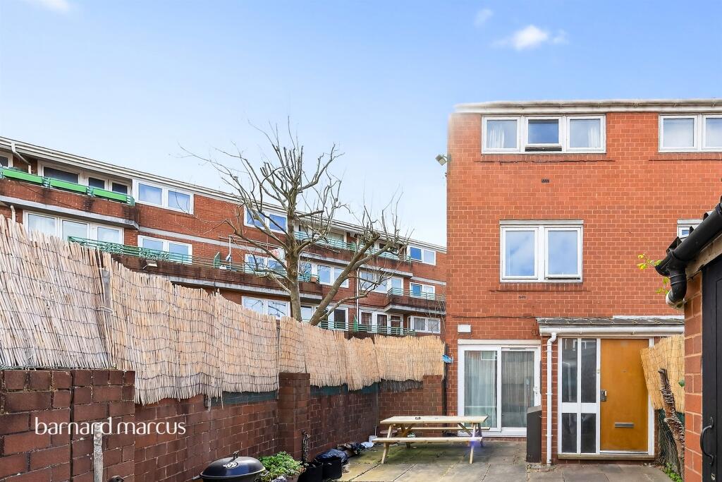 Main image of property: Hooks Close, London