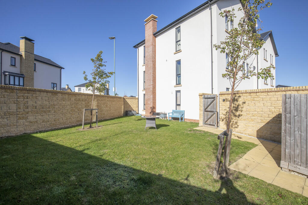 Property photo 11
