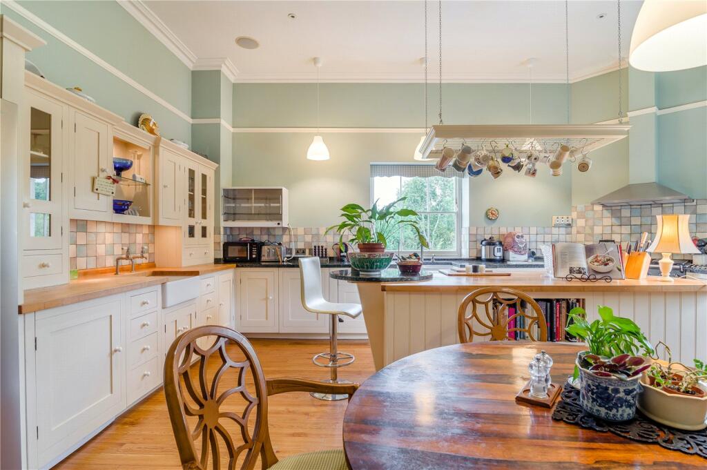 Apartment in Heytesbury - View 3