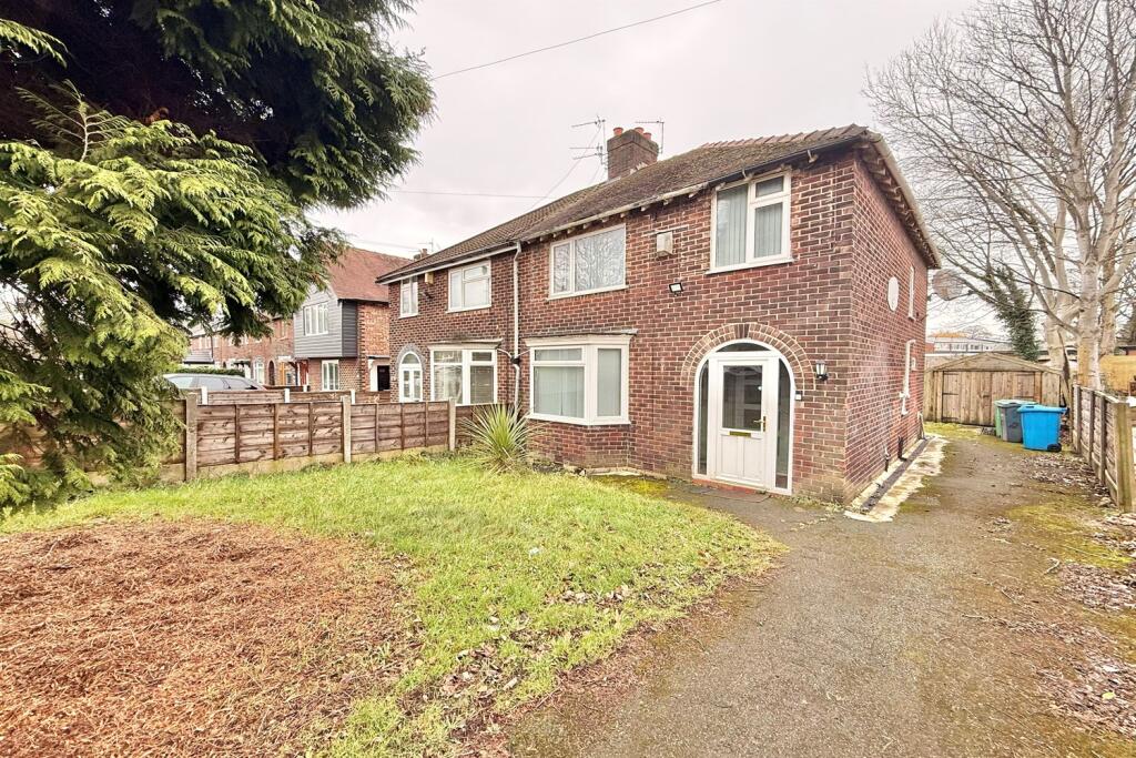 Main image of property: Kenworthy Lane, Manchester