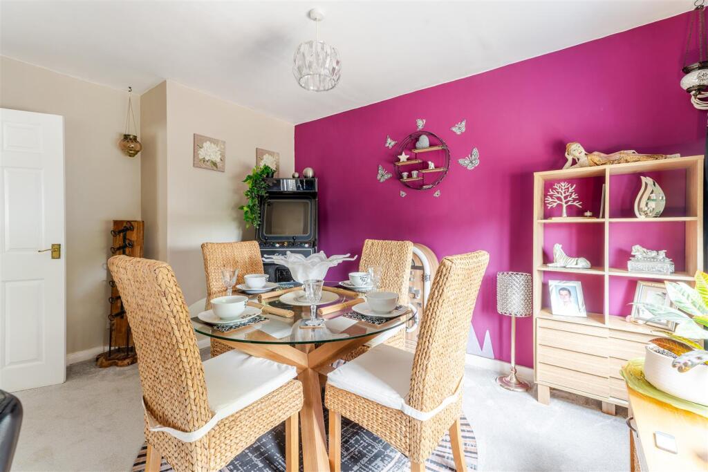 Versatile family home ideally situated on Downside Road photo 5