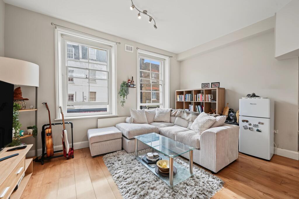 Apartment in London, Paddington - View 5