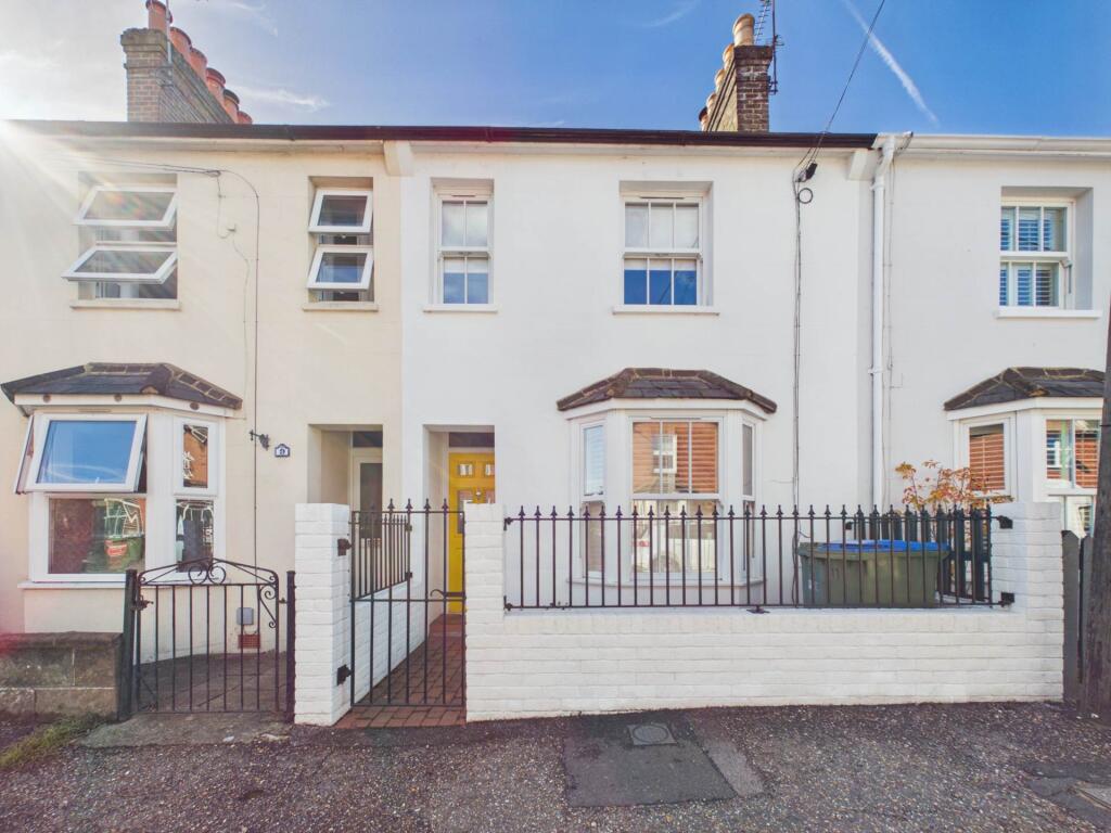 3-bed terraced on Trafalgar Road, Horsham, £465,000