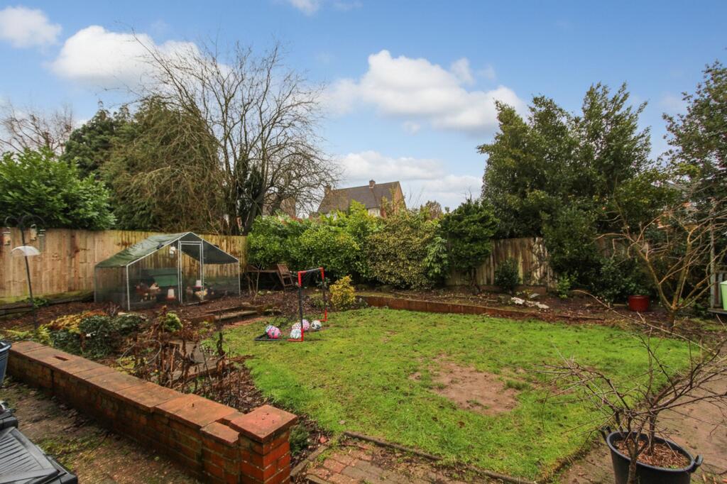 Additional image 30 of Knighton Close, Four Oaks, B74