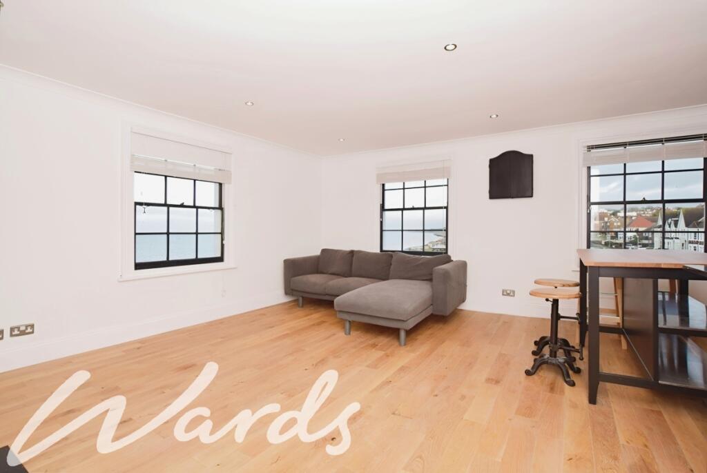 Apartment in Herne Bay, Hunter's Forstal, Mickleburgh Hill - View 3