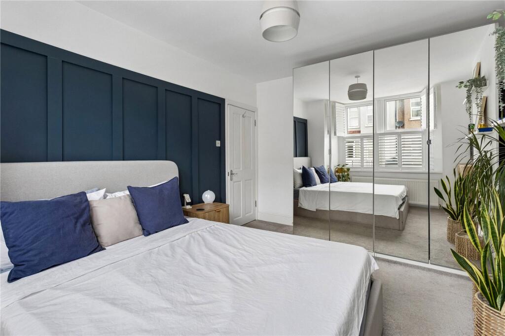 Apartment in London, Summerstown - View 5
