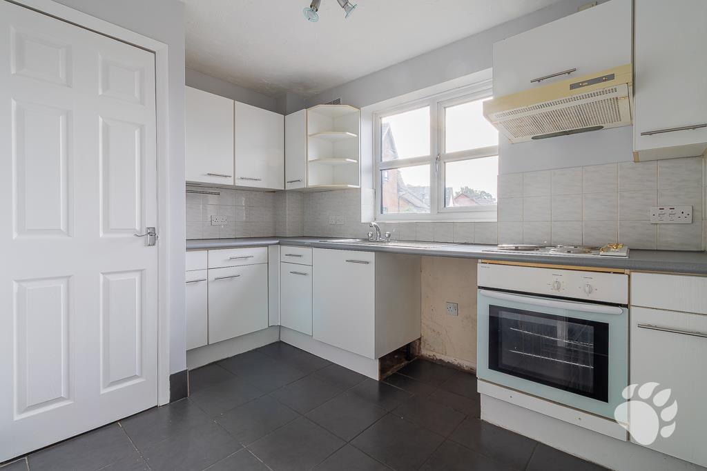 Apartment in Southend-on-Sea - View 4