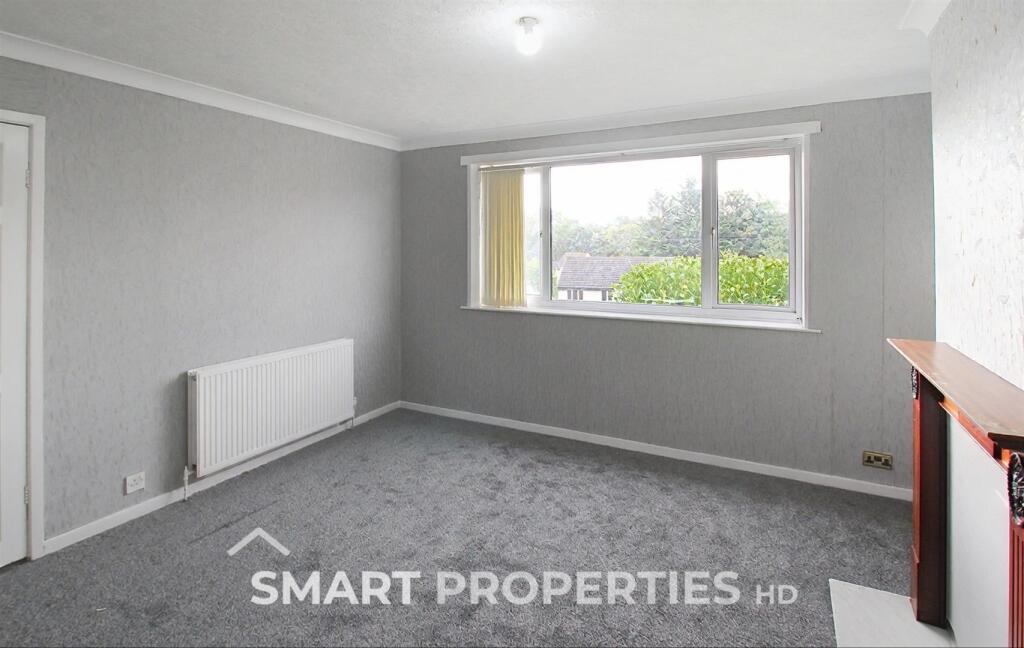 House in Huddersfield - View 5