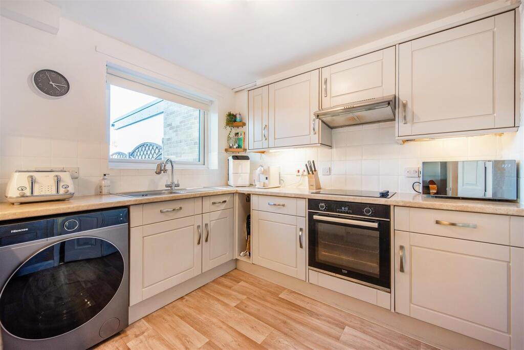 House in Reading - View 5