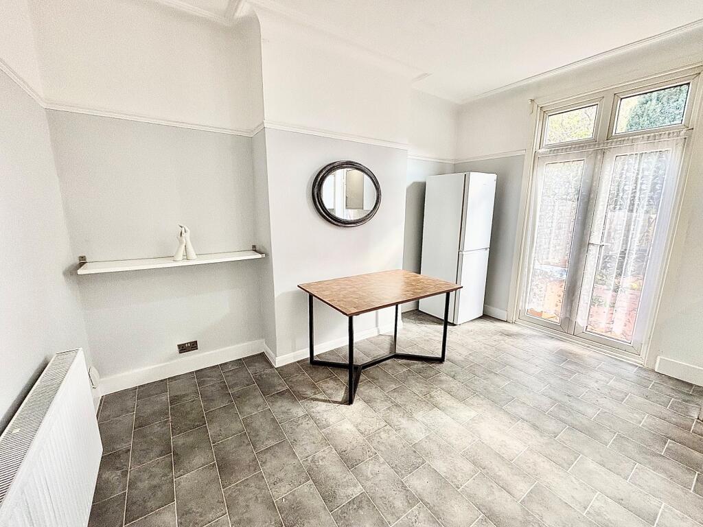 House in London - View 4