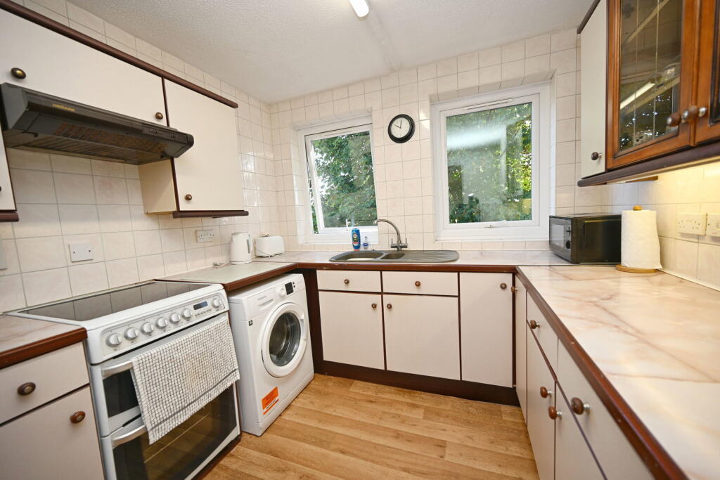 Apartment in Barnsley, South Yorkshire - View 5