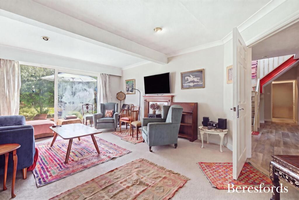 House in Brentwood, Crow Green - View 4
