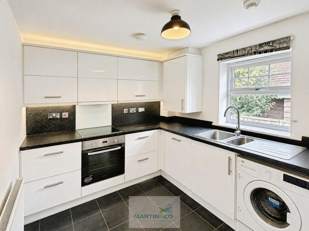 Apartment in St Albans - View 4