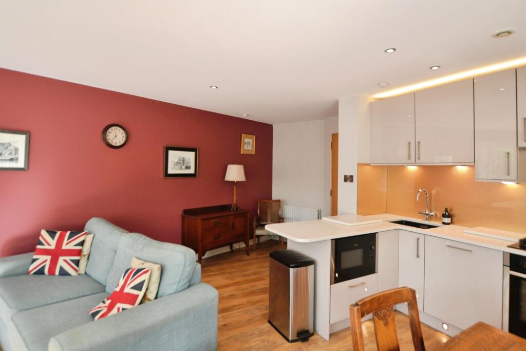 Property photo 8