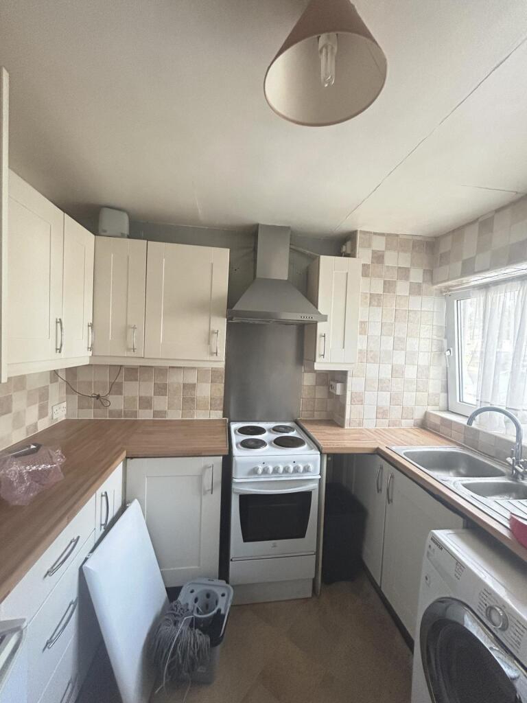 Northdown Road, Hatfield, AL10 photo 2
