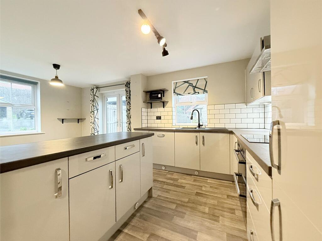 Grange Ash Close, Flockton, WF4 photo 4