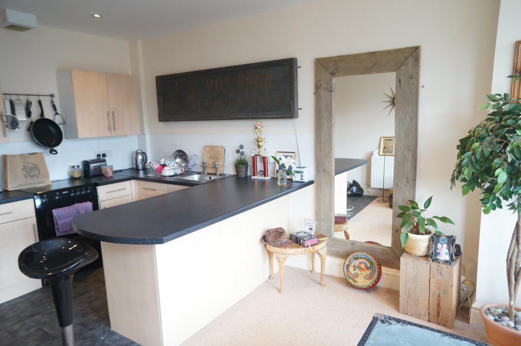 Main image of property: Moorland Road, Didsbury, M20 6BB