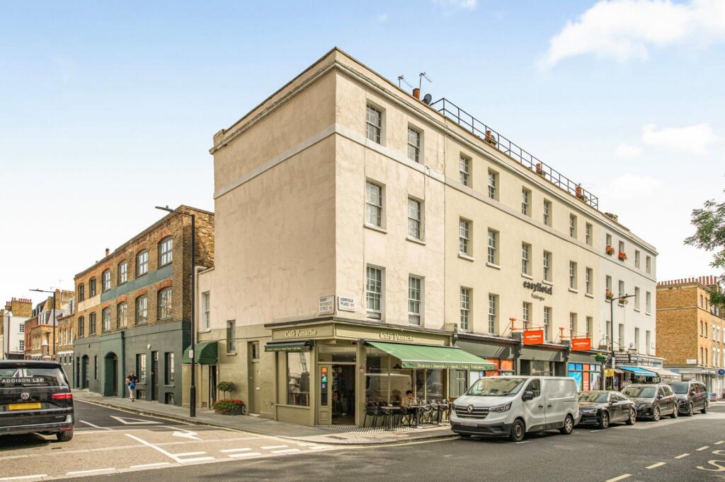 Apartment in London, City of Westminster - More