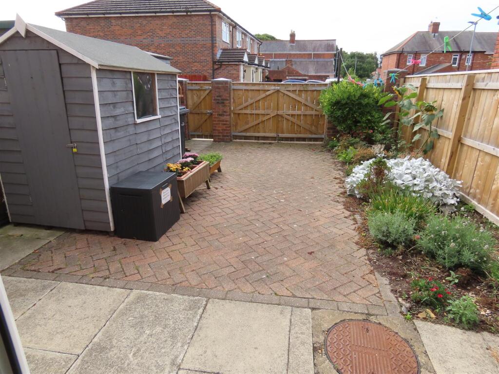 House in Newcastle upon Tyne - View 4