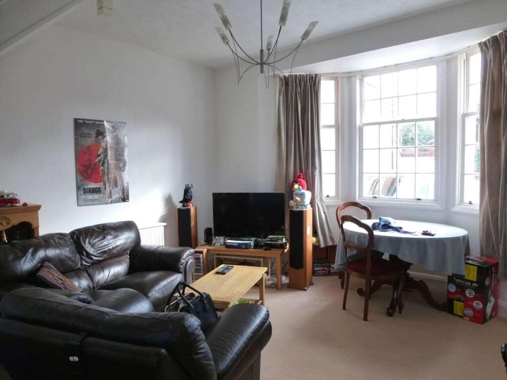 House in Reading, Caversham Heights - View 2