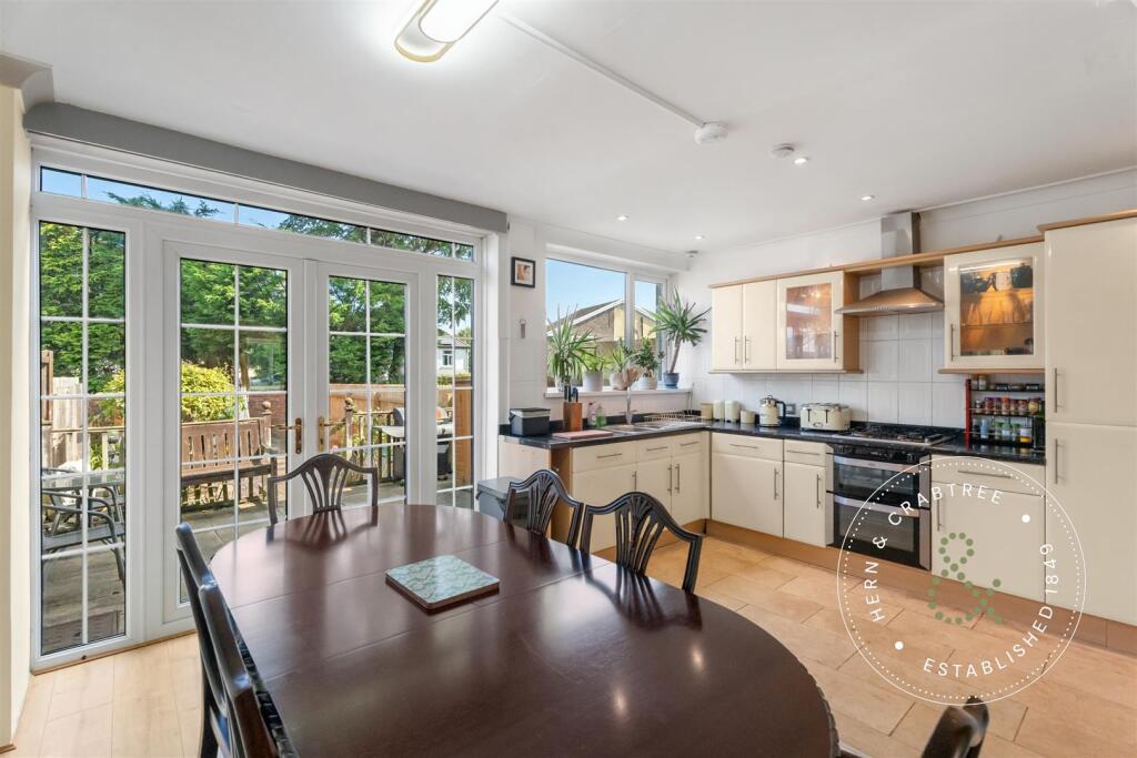 House in Cardiff - View 4