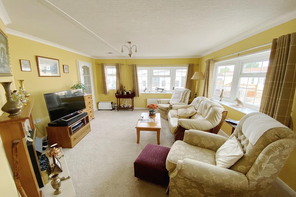 Pilgrims Park, Southampton Road, Poulner, Ringwood, Hants photo 2