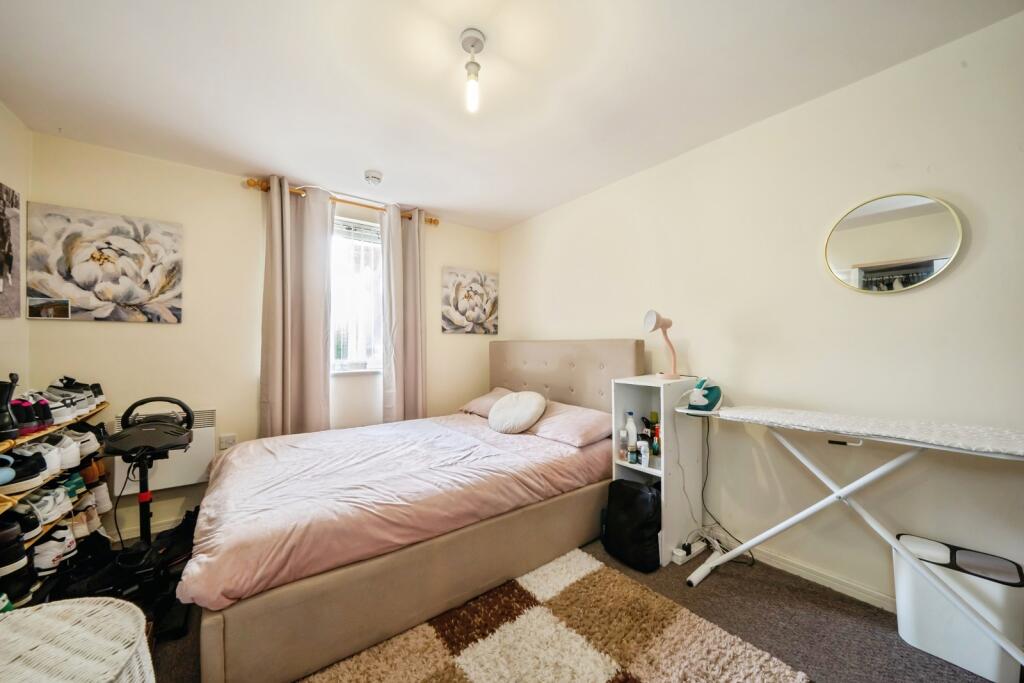 Apartment in Warrington - View 4